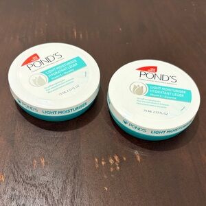 Pond's light moisturizer 2.53 fl oz  (2)